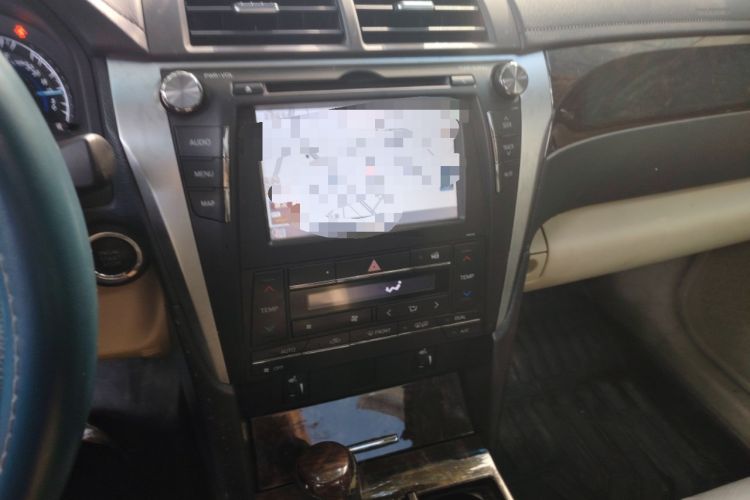 Used Toyota Camry 2015 2.5G Luxury Navigation Edition
