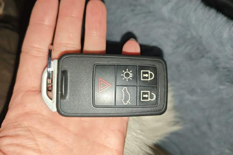 Used Volvo S60 2019 S60L Facelift T5 Intelligent Advanced Edition
