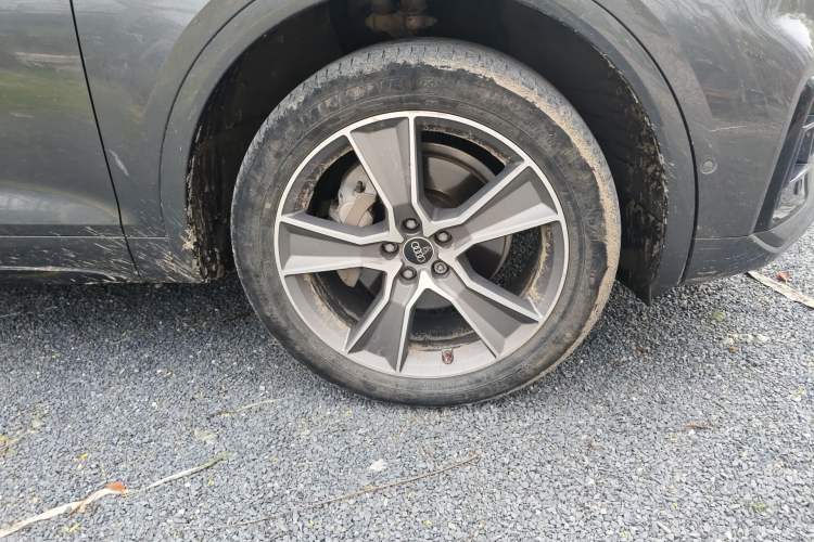 Used Audi Q5L 2021 40 TFSI Enjoy Life Edition Right Front Wheel Hub