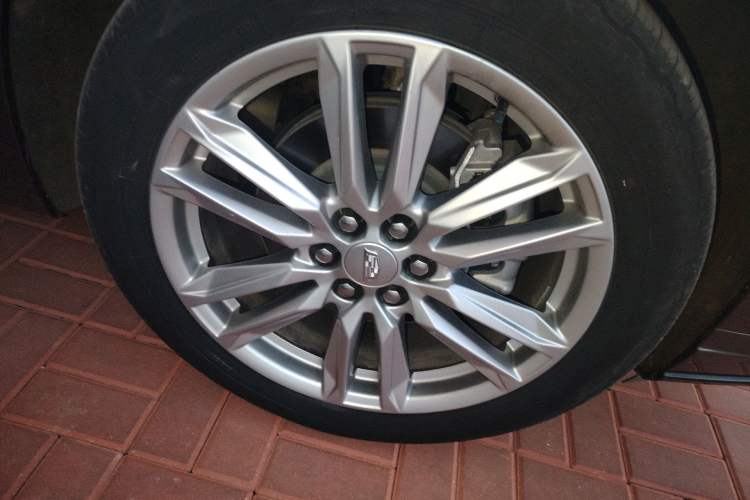 Used Cadillac XT6 2021 2.0T 7-Seater Two-Wheel-Drive Luxury Version