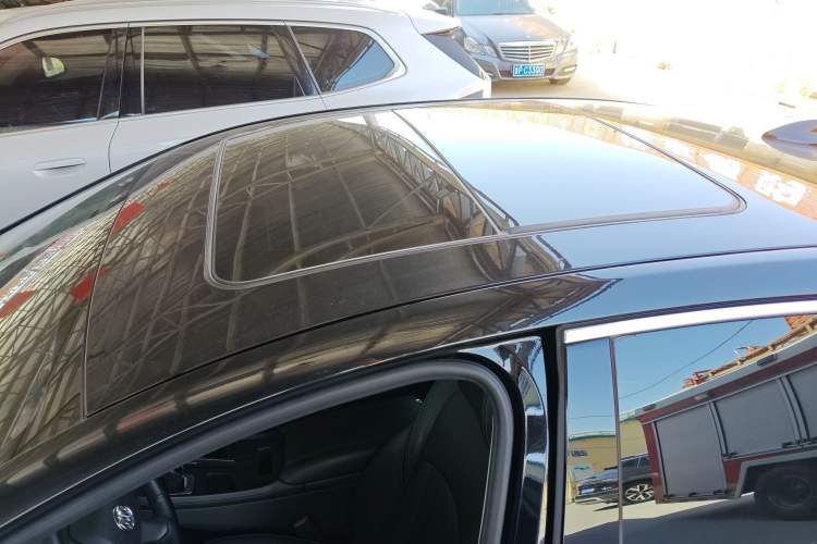 Used Buick LaCrosse 2022 652T Luxury Version Roof