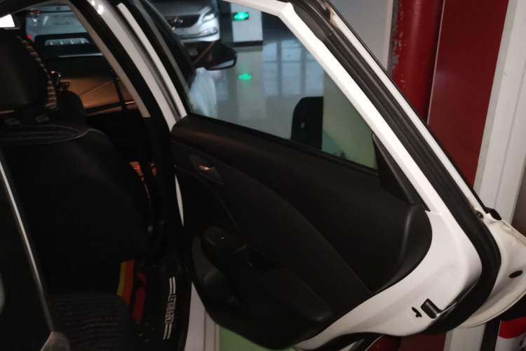 Used Chevrolet Monza 2020 Light Hybrid Redline 320T Dual-Clutch Joyful Edition