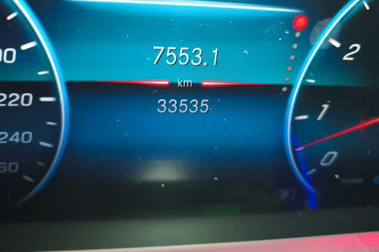 Used Mercedes-Benz GLE 2020 Restyled GLE 450 4MATIC Dynamic Edition Odometer Close Up