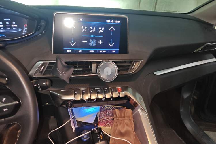 Used Peugeot 4008 2019 350THP First Edition Audio And AC Panel