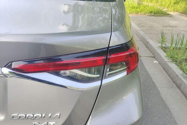 Used Toyota Corolla 2019 1.2T S-CVT GL Pioneer Edition

