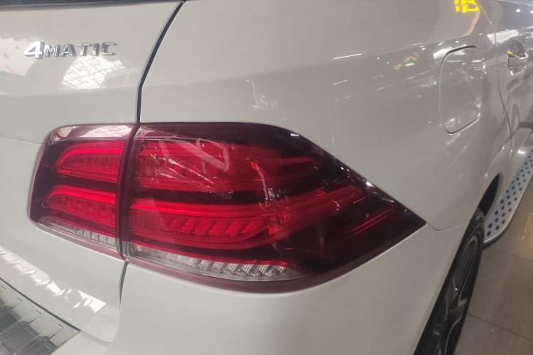 Used Mercedes-Benz GLE-Class 2018 GLE 400 4MATIC U.S. specification
