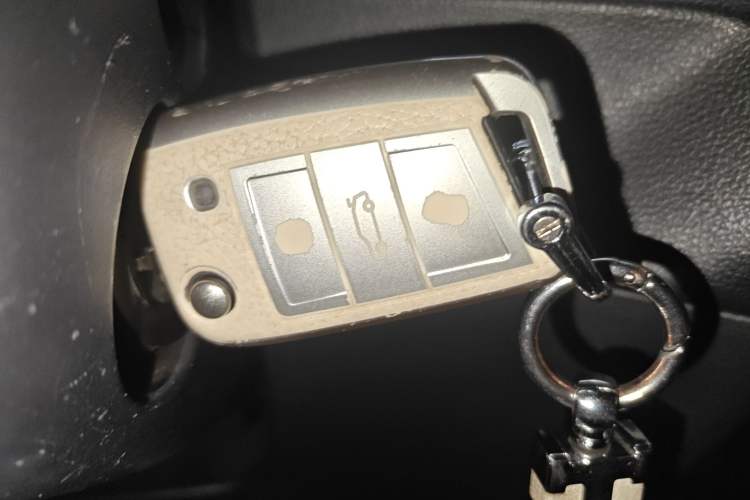 Used Volkswagen Tacqua 2021 280TSI DSG R-Line Connected Version