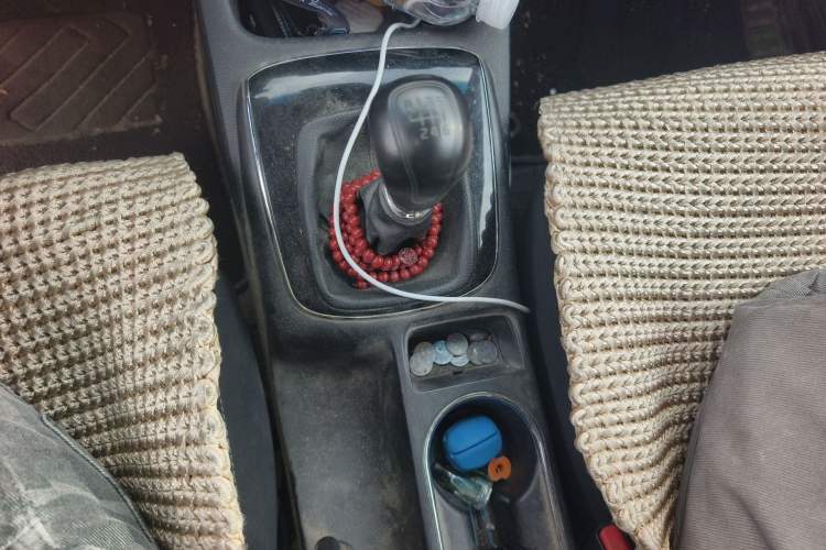 Used Kia K3 2016 1.6L Manual GL Gear Lever