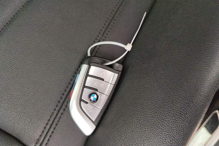 Used BMW 5 Series 2018 525Li M Sport Package