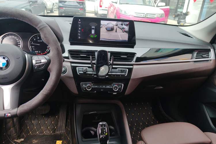 Used BMW X1 2022 sDrive25Li Leading Model
