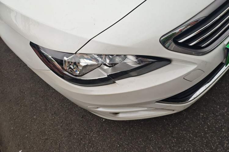 Used Peugeot 408 2015 1.2T Automatic Luxury Edition Right Front Headlight