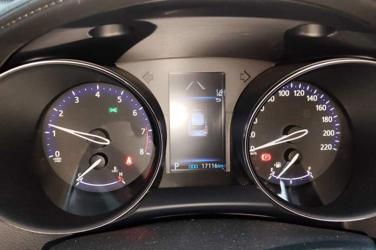 Used Toyota IZOA 2021 2.0L Enjoy Edition