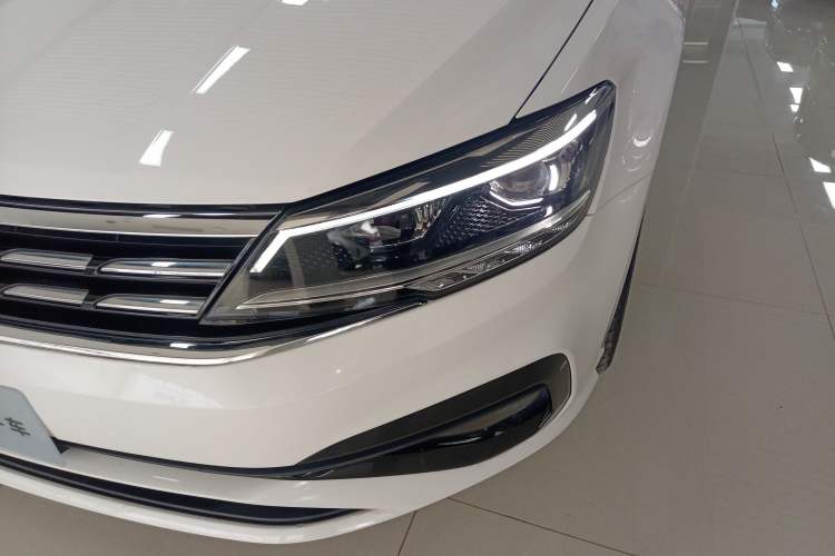 Used Volkswagen Lamando 2021 Revised Version 280TSI DSG Comfort Edition
