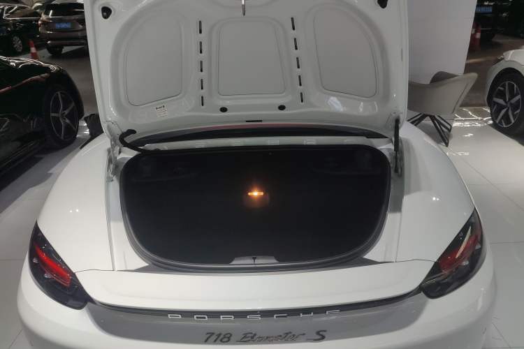 Used Porsche 718 2018 Boxster 2.0T