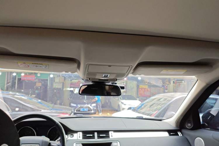 Used Land Rover Range Rover Evoque 2016 2.0T SE Smart Glow Edition