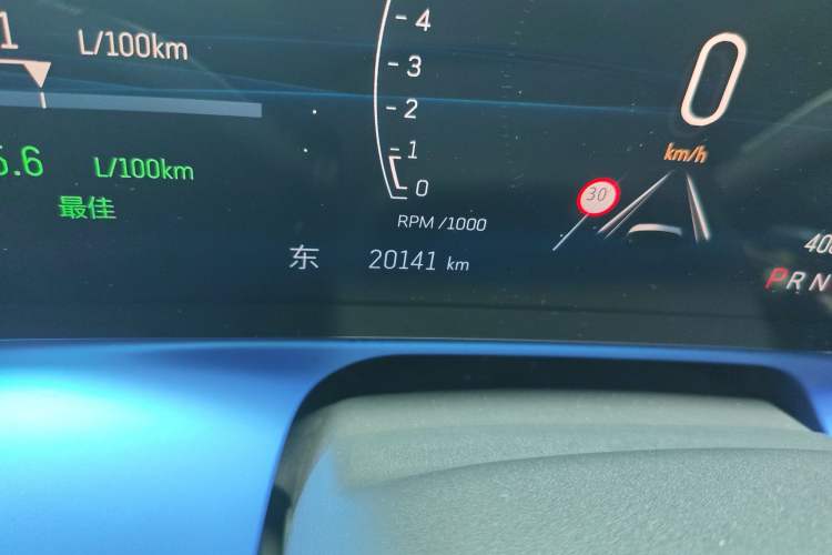 Used Cadillac GT4 2023 25T Luxury Model Odometer Close Up