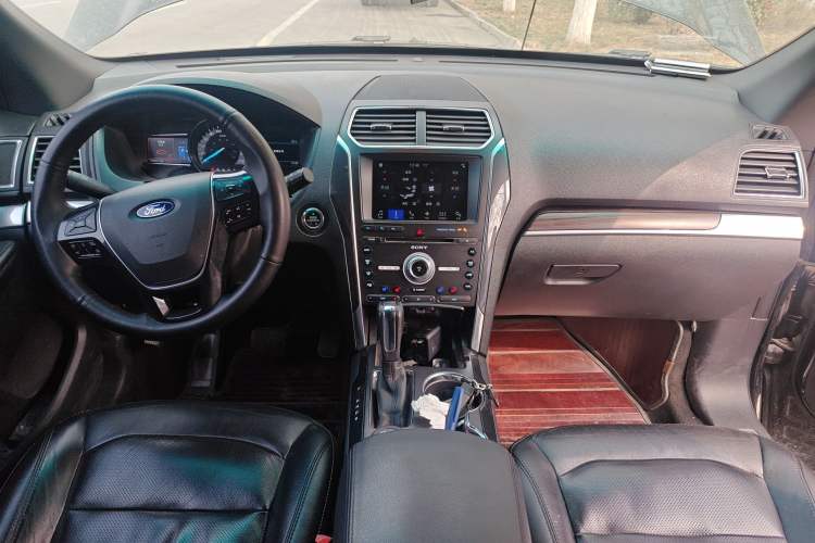 Used Ford Explorer 2016 2.3T Elite Edition
