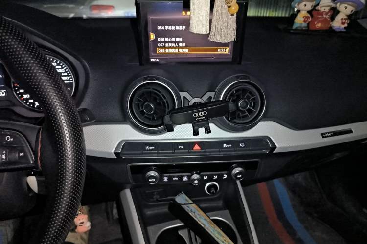 Used Audi Q2L 2018 35 TFSI Fashion Elegant Version China V
