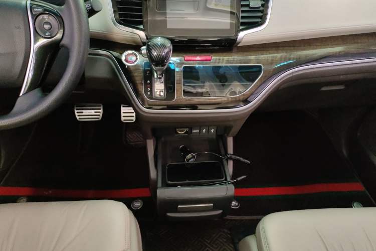 Used Honda Odyssey 2017 2.4L Luxury Edition
