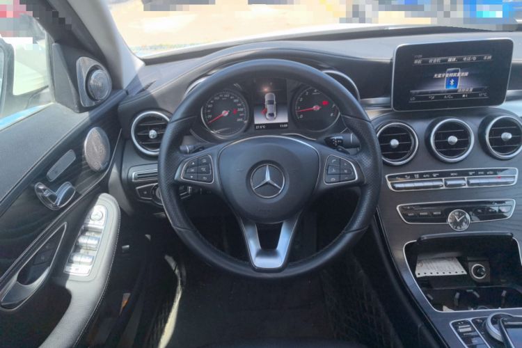 Used Mercedes-Benz C-Class 2017 Facelift C 200 L Sport Edition Steering Wheel