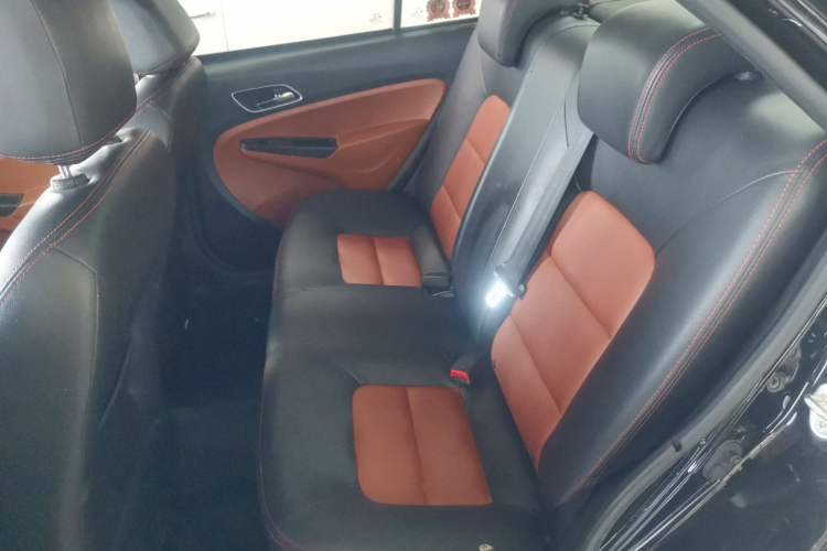 Used Geely Auto Diamond 2016 1.5L Manual Elite Edition