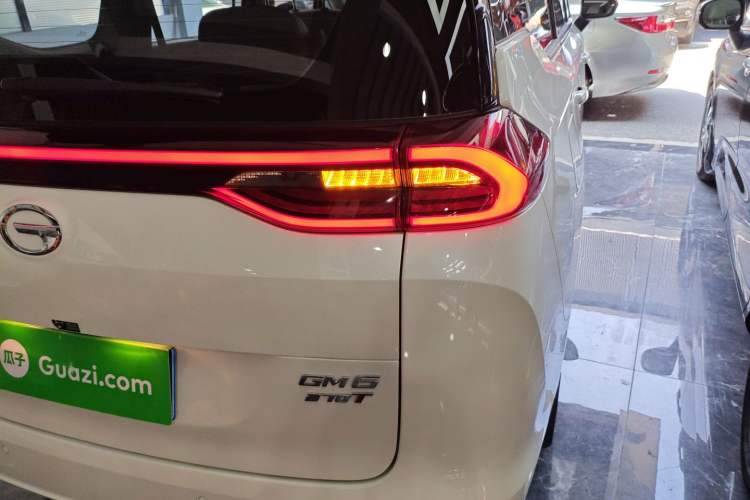 Used GAC Trumpchi M6 2019 270T Automatic Luxury Edition (7-seater) China V Standard
