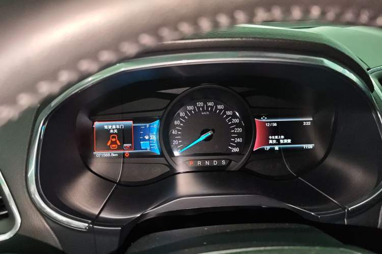 Used Ford Edge 2018 EcoBoost 245 Two-Wheel-Drive Titanium 7-Seater China VI Standard