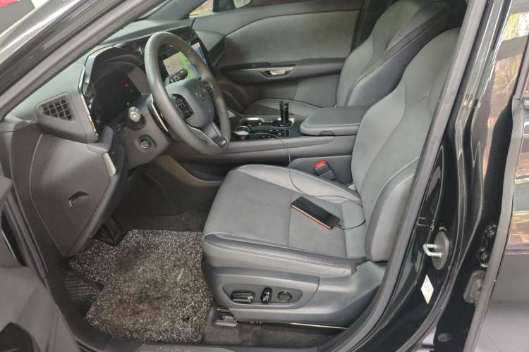 Used Lexus RZ 2023 450e All-Wheel Drive Luxury Edition Left Front Seat