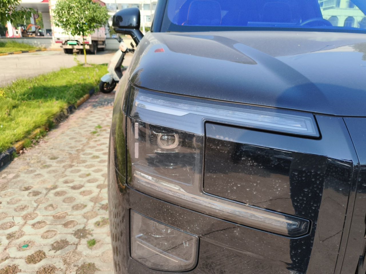 Zeekr 9X 2025 Moon Black Edition 70kWh — снимка 7