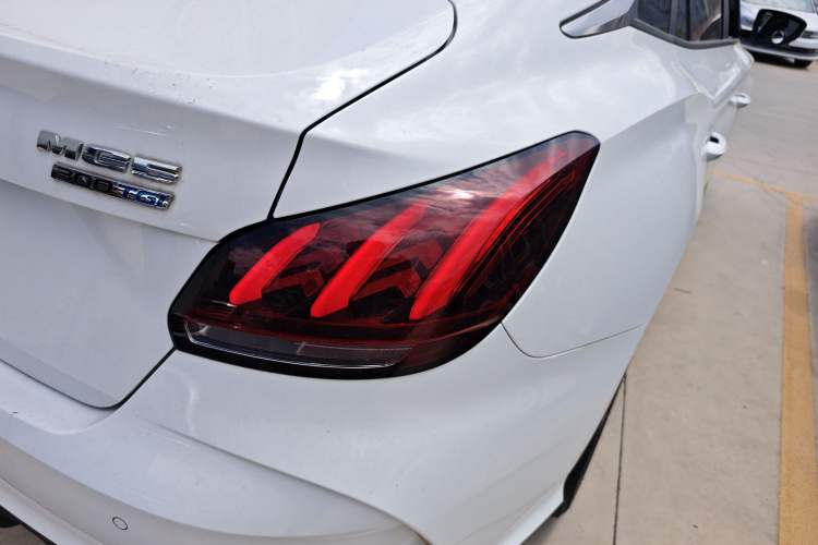 Used MG 5 2021 300TGI DCT Luxury Flagship Edition Exterior 3