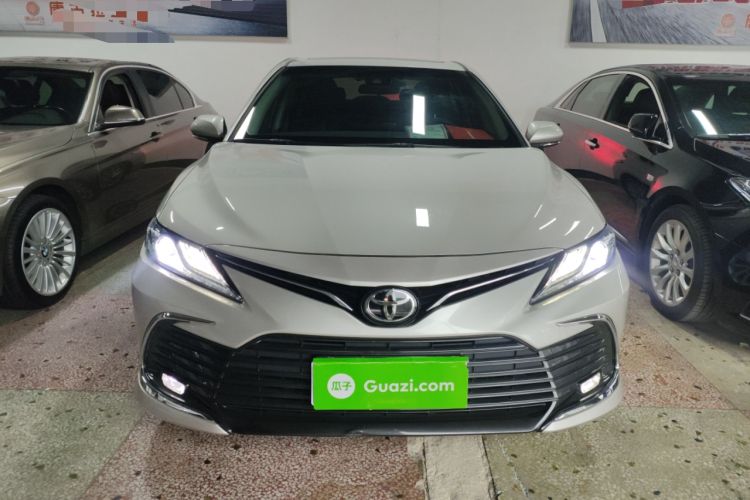 Used Toyota Camry 2021 2.0G Luxury Edition

