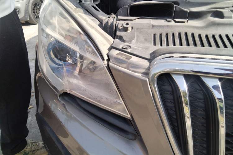 Used Buick Encore 2015 1.4T Automatic Two-Wheel Drive Urban Elite Version
