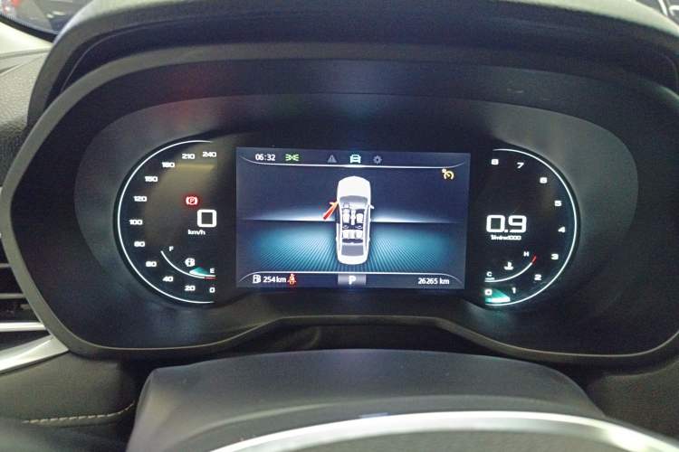 Used Roewe i5 2020 1.5L Automatic 4G Connect Luxury Flagship Edition
