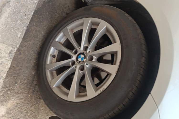 Used BMW 3 Series GT 2016 320i Fashion Model