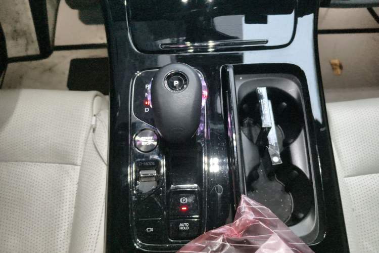 Used GAC Trumpchi M8 2023 Zongshi Series Dual-Motor YuZun Edition Gear Lever