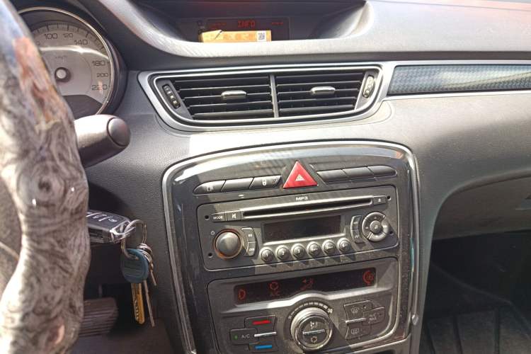 Used Peugeot 308 2012 1.6L Automatic YouShang Model
