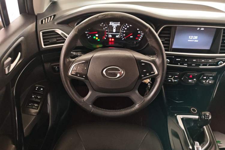 Used GAC Trumpchi GS4 2015 200T Manual Luxury Edition Steering Wheel