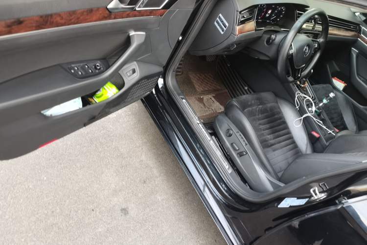 Used Volkswagen Magotan 2017 330TSI DSG Luxury Model Driver Seat