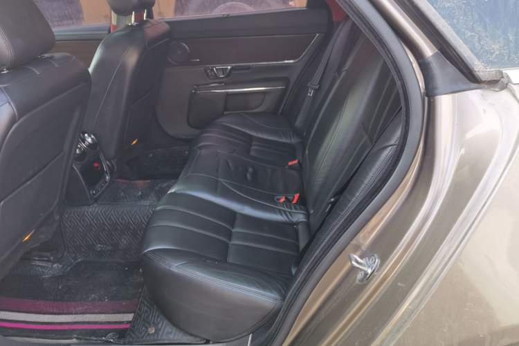 Used Jaguar XJ 2015 XJL 2.0T Two-Wheel-Drive Elegant Business Edition
