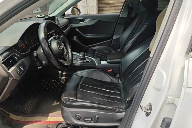 Used Audi A4L 2018 30th Anniversary Edition 40 TFSI Trendy Model
