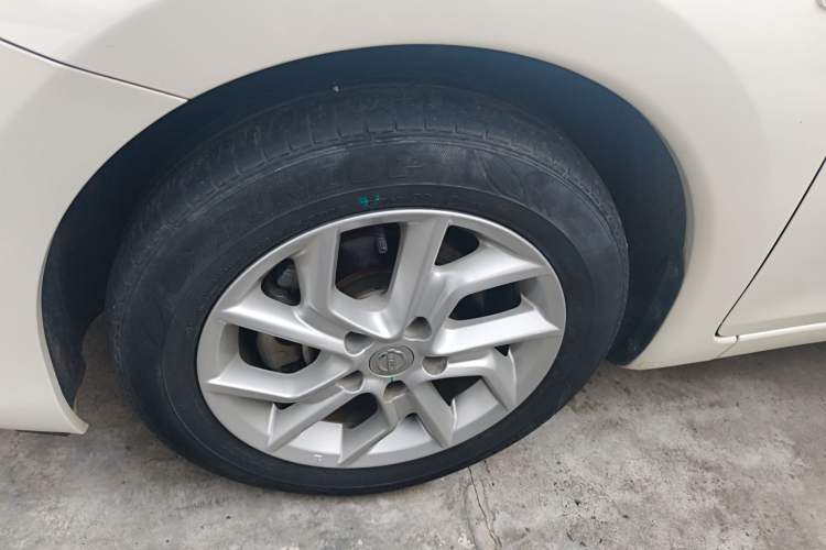 Used Nissan Tiida 2021 1.6L CVT Cool Edition
