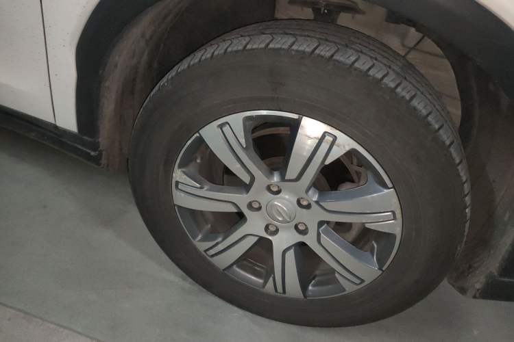 Used GAC Trumpchi GS7 2017 320T Two-Wheel-Drive Luxury Smart Connectivity Model
