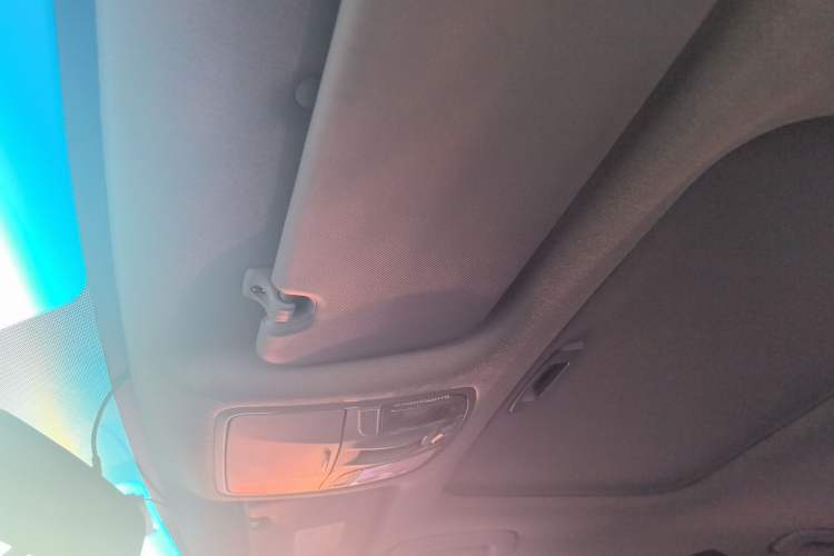 Used Hyundai Elantra (6th Generation / Lingdong) 2016 1.6L Automatic ZhiXuan – Elite Version
