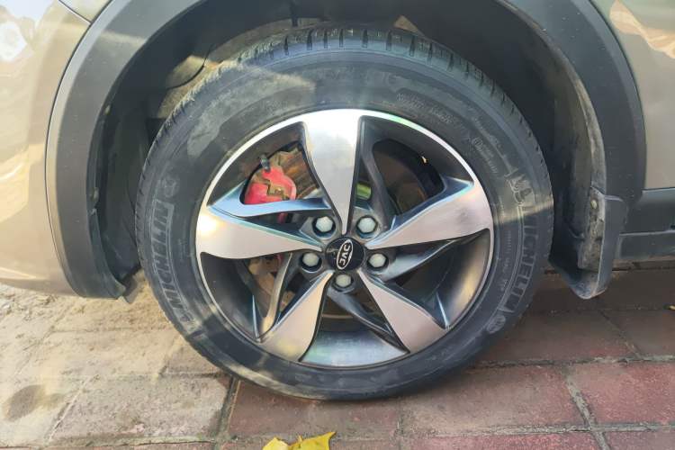 Used JAC Refine S3 2017 1.6L CVT Smart Connect Model
