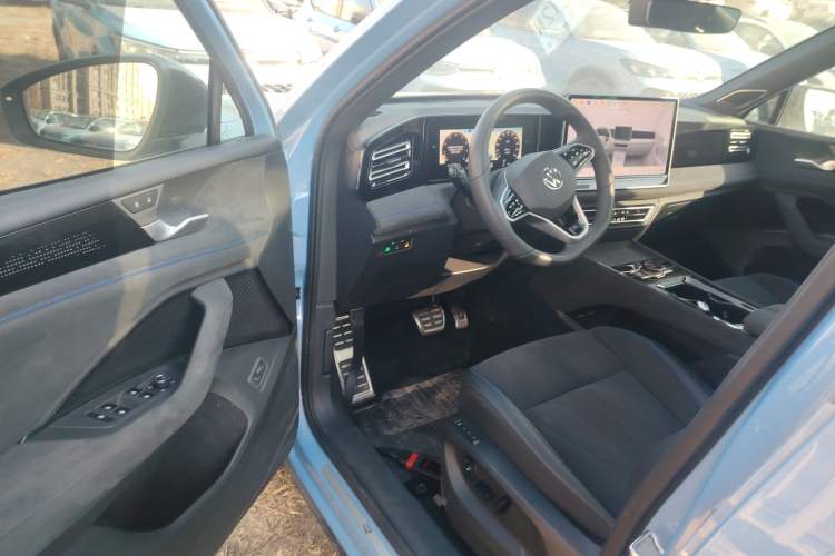 Used Volkswagen Tiguan L 2024 PRO 380TSI Four-Wheel Drive R-Line Prestige Edition