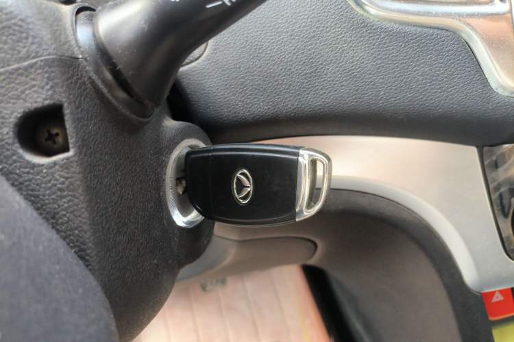 Used HYOSOW H3 2015 1.5L manual luxury version Vehicle Key