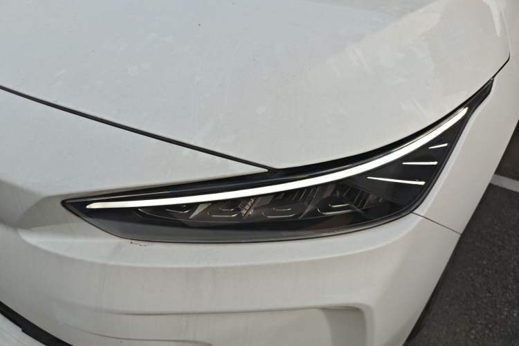 Used Geometry A 2024 410KM Travel Edition Left Front Headlight