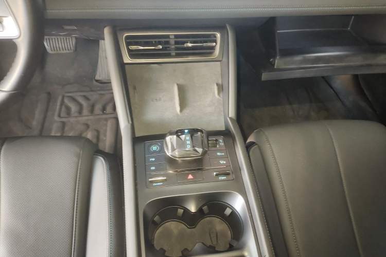 Used BYD Qin L 2025 DM-i Smart Drive 120KM Superior Model
