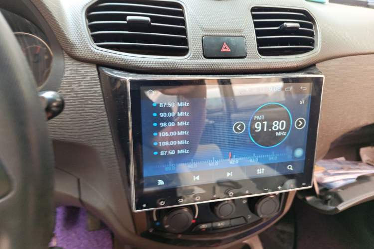 Used Wuling Hongguang 2015 1.5L S Basic Version China V Standard Audio And AC Panel