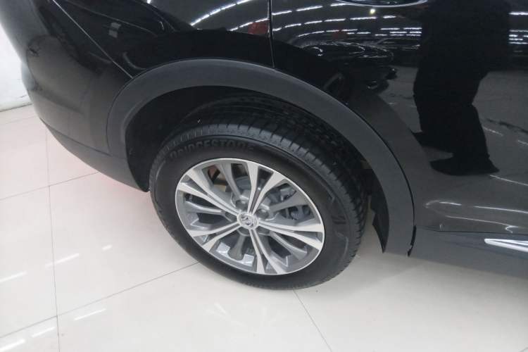 Used Buick Envision 2022 Encore Plus 652T Five-Seat Luxury Model